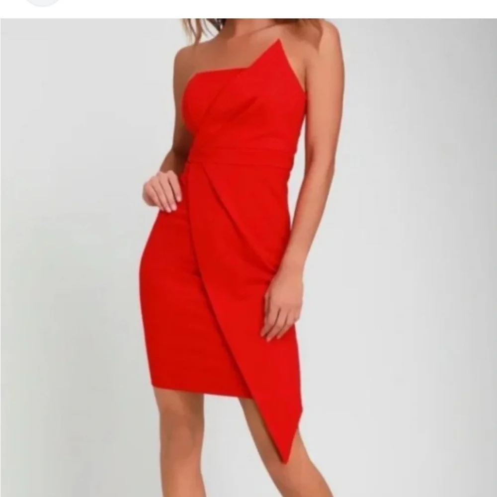 Lulu's Queen of the City Strapless Dress Size Medium Red wedding guest dress